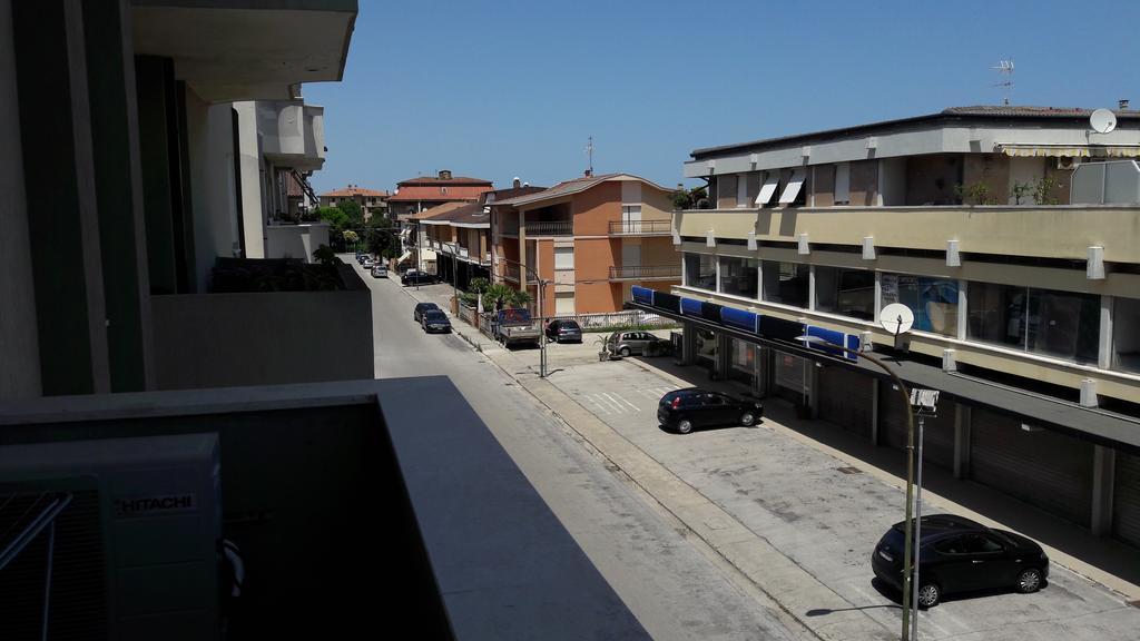 Casa Vacanza Pse Porto SantʼElpidio Buitenkant foto