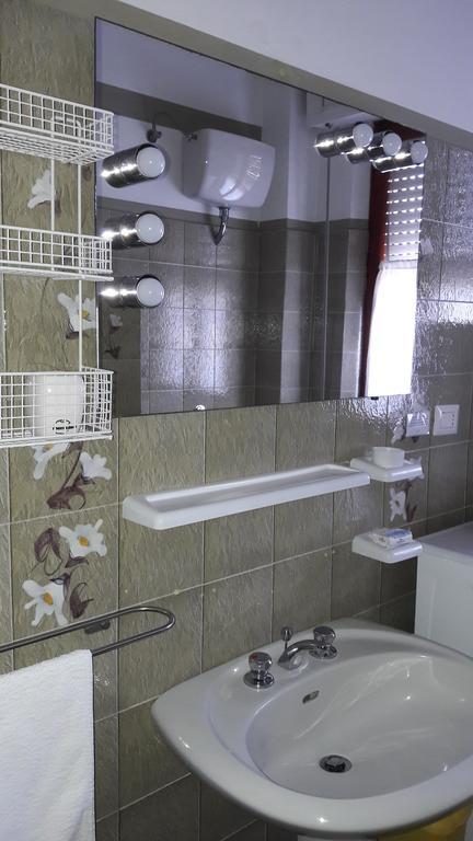 Casa Vacanza Pse Porto SantʼElpidio Buitenkant foto