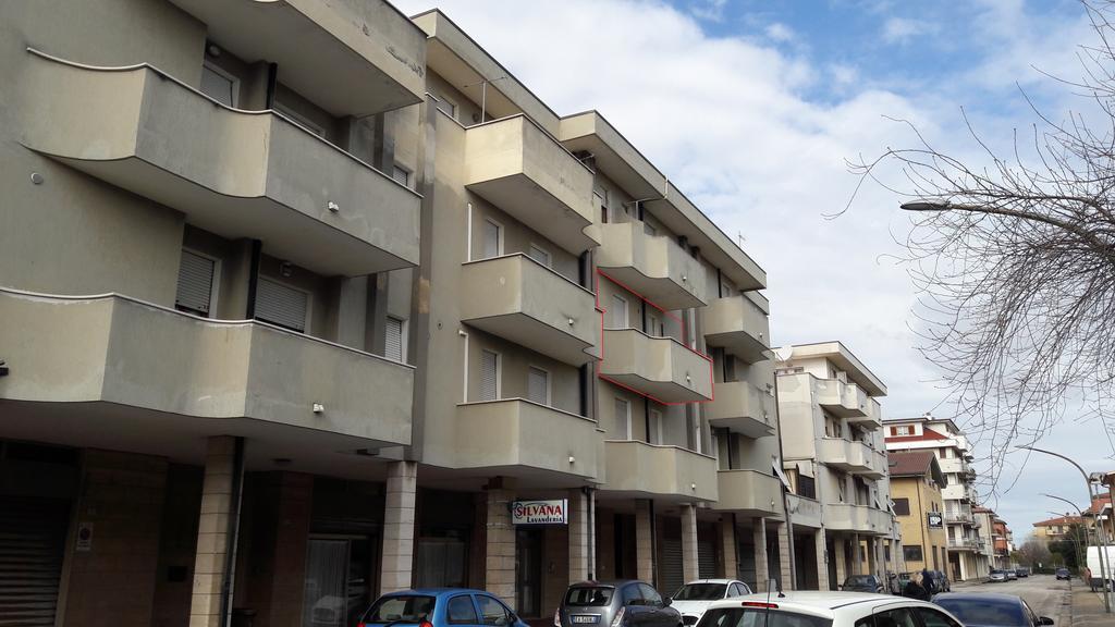 Casa Vacanza Pse Porto SantʼElpidio Buitenkant foto